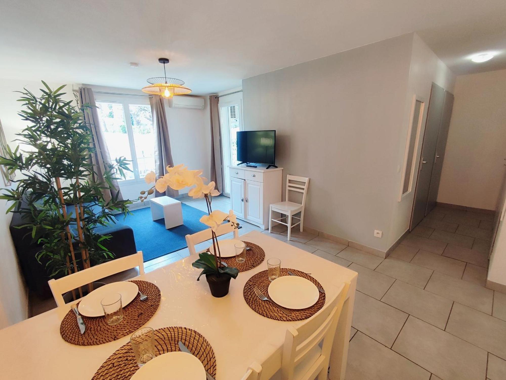 Le Baou Beni - Piscine, Climatisation & Parking Apartamento Gréoux-les-Bains Exterior foto